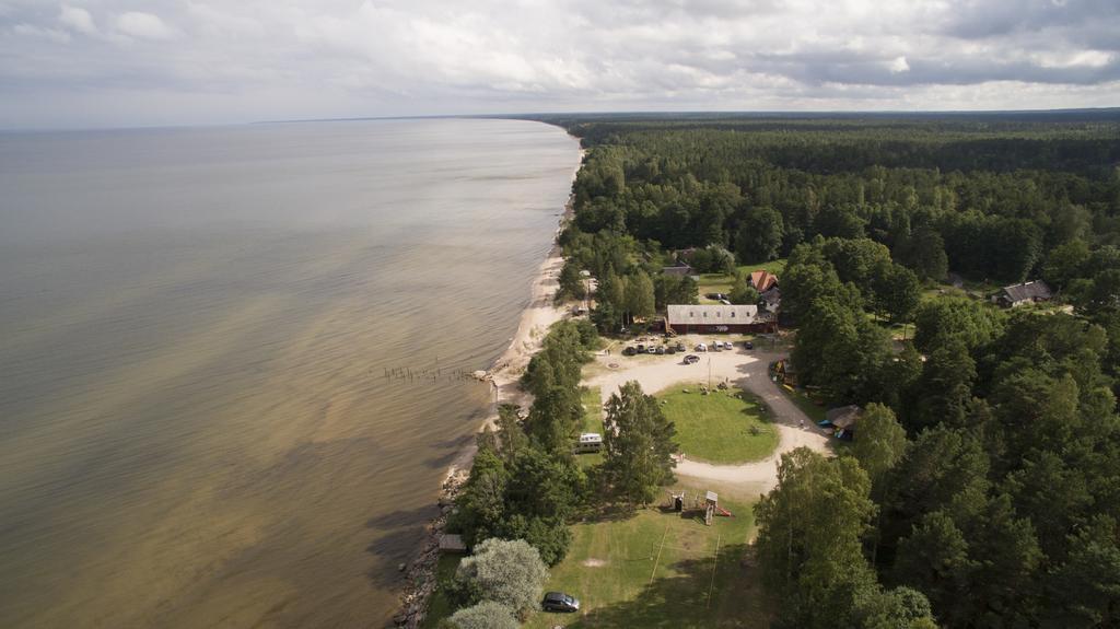 Viesu Nams Melnsils Hotel Kültér fotó