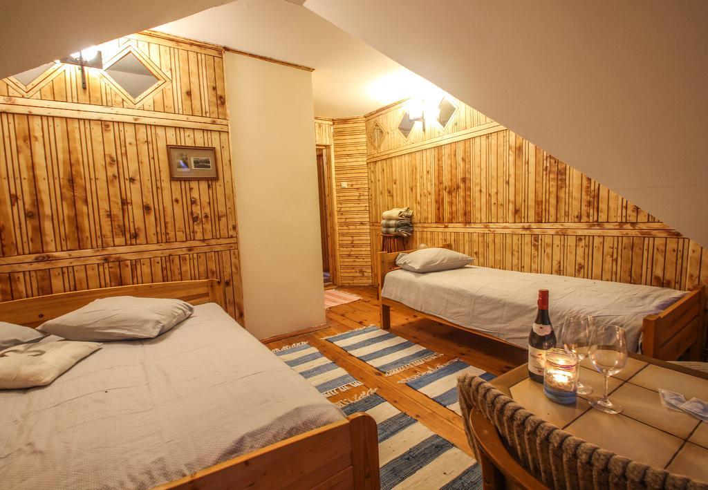 Viesu Nams Melnsils Hotel Kültér fotó