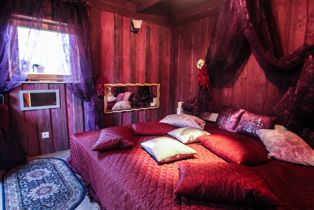 Viesu Nams Melnsils Hotel Kültér fotó